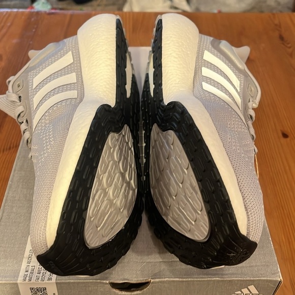Adidas gray and White Purebppst Jet Running Shoes women’s 9.5 new w/box main image 7
